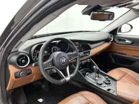 Alfa Romeo Giulia thumbnail 21