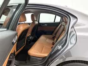 Alfa Romeo Giulia thumbnail 27