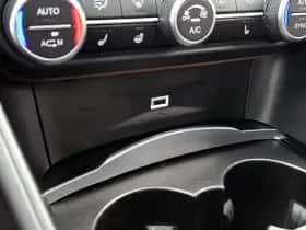 Alfa Romeo Giulia thumbnail 33