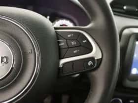 Jeep Renegade thumbnail 17