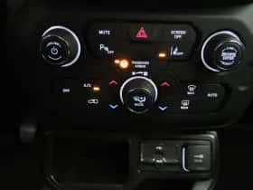 Jeep Renegade thumbnail 10
