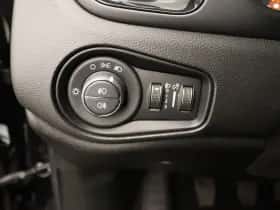 Jeep Renegade thumbnail 19