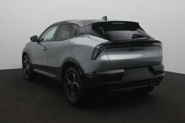 Alfa Romeo Junior (2026) thumbnail 2