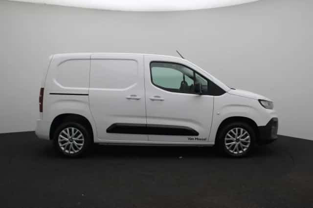 Fiat Doblò (2024) thumbnail 6