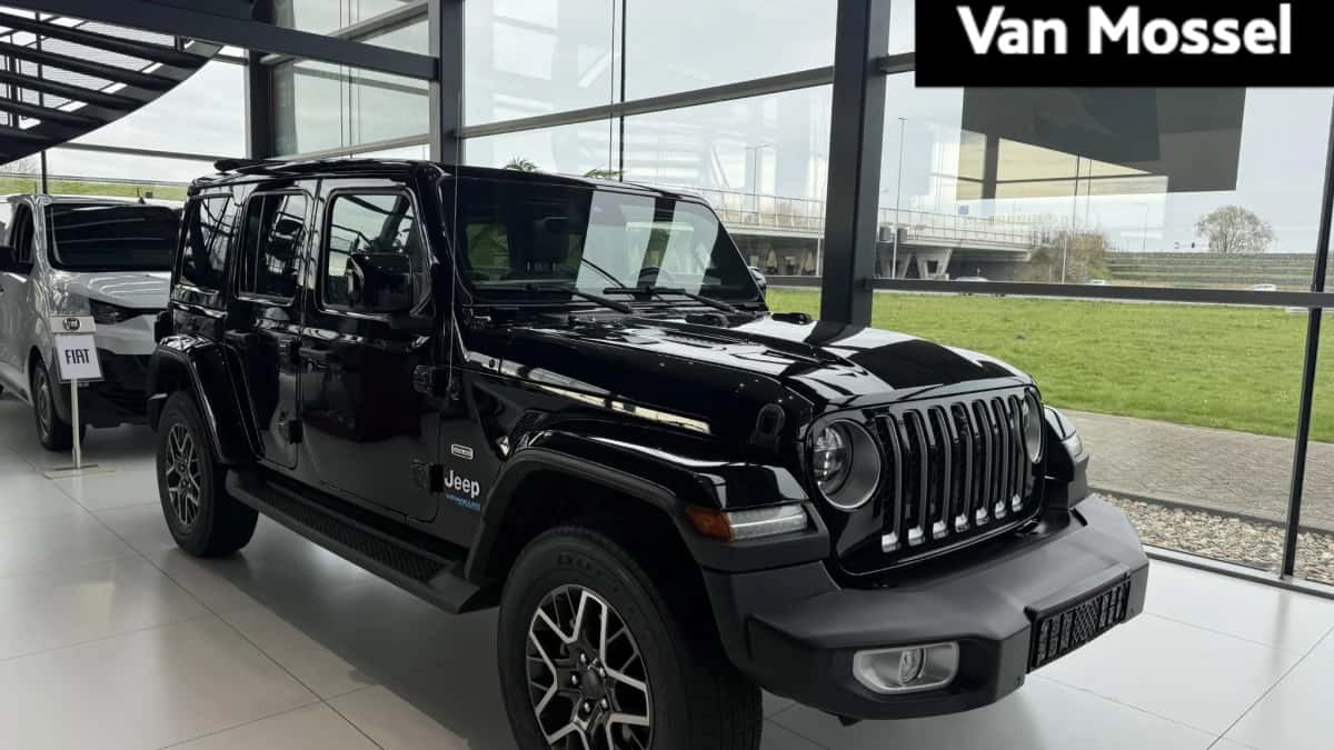Jeep Wrangler — foto 1
