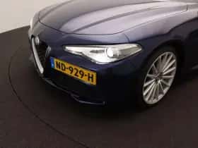 Alfa Romeo Giulia thumbnail 17