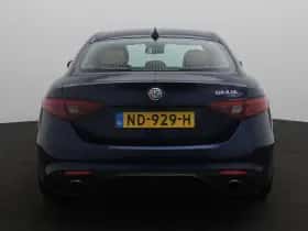 Alfa Romeo Giulia thumbnail 6