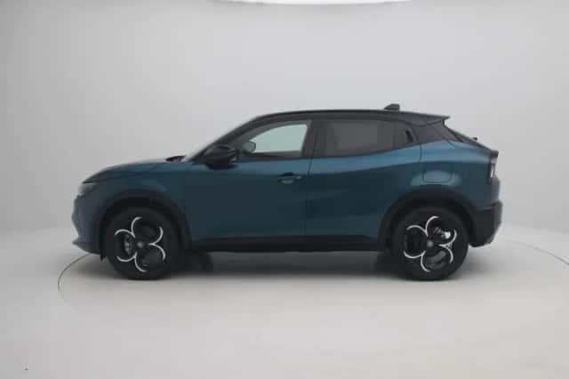 Alfa Romeo Junior (2026) thumbnail 4