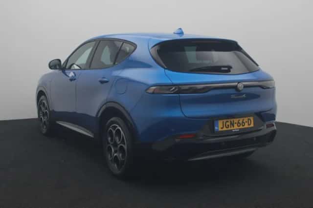 Alfa Romeo Tonale (2024) thumbnail 2