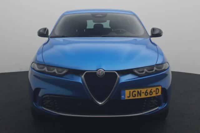 Alfa Romeo Tonale (2024) thumbnail 3