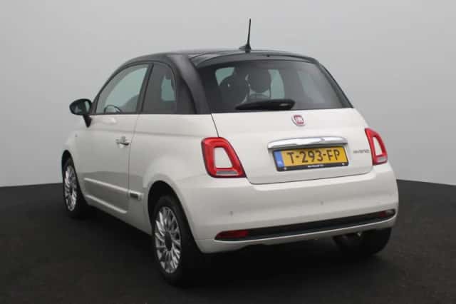 Fiat 500 (2023) thumbnail 2