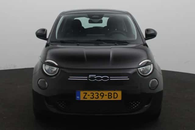 Fiat 500e (2025) thumbnail 3