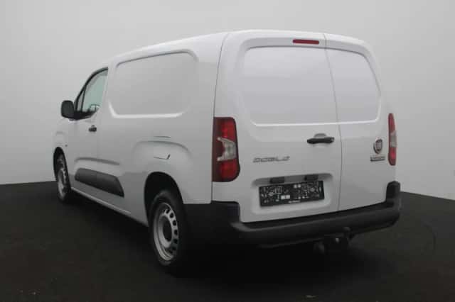 Fiat Doblò (2022) thumbnail 2