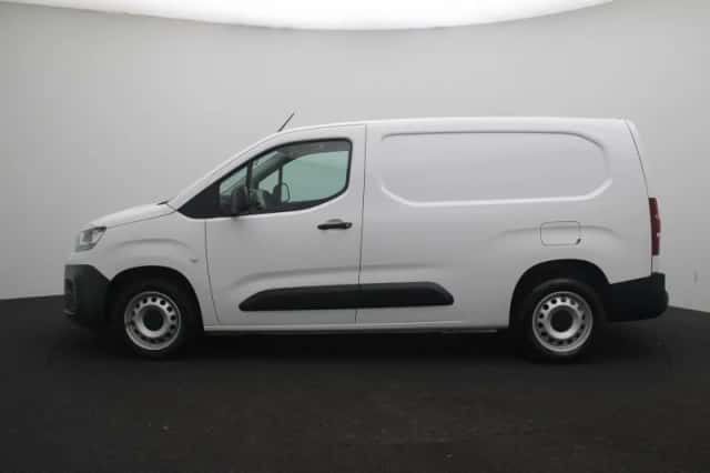 Fiat Doblò (2022) thumbnail 4