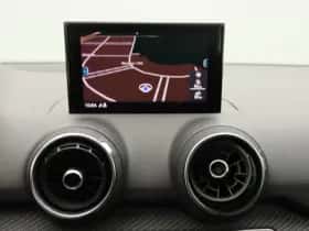Audi Q2 thumbnail 10