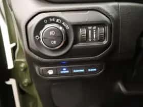 Jeep Wrangler thumbnail 20