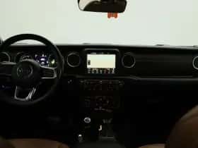 Jeep Wrangler thumbnail 7
