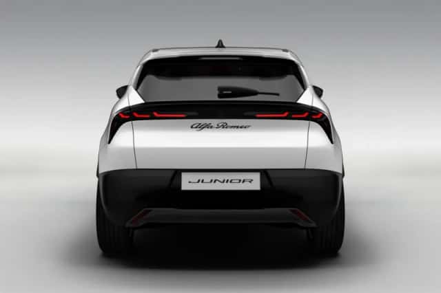 Alfa Romeo Junior (2025) thumbnail 5
