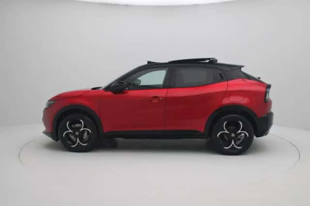 Alfa Romeo Junior (2026) thumbnail 4