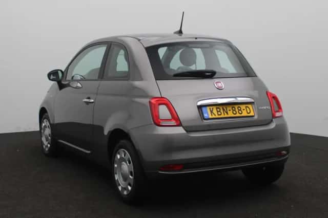 Fiat 500 (2023) thumbnail 3