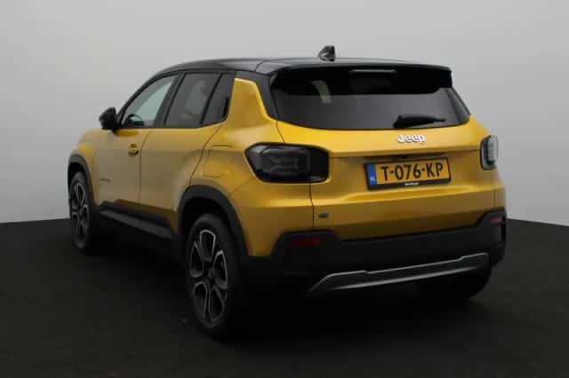 Jeep Avenger (2023) thumbnail 2
