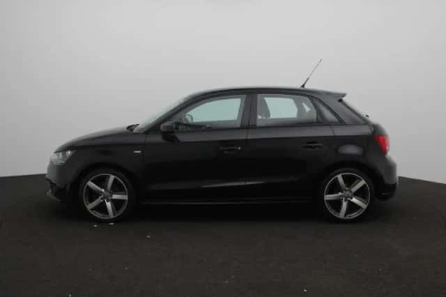 Audi A1 (2013) thumbnail 5