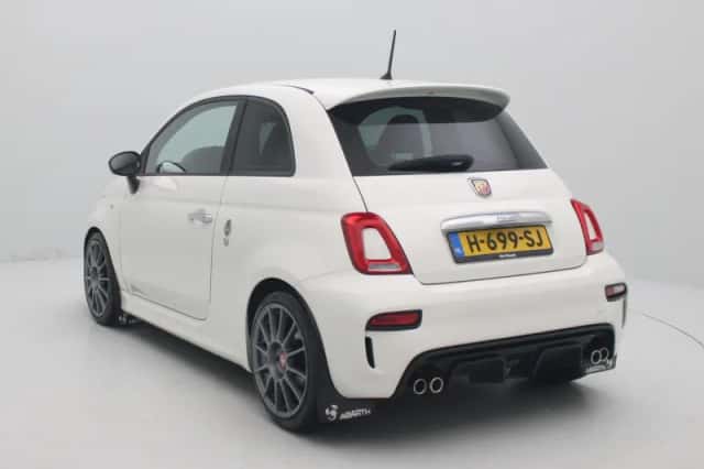 Fiat 500 (2019) thumbnail 3