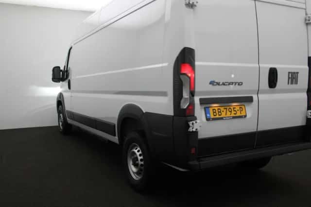 Fiat E-Ducato (2025) thumbnail 2