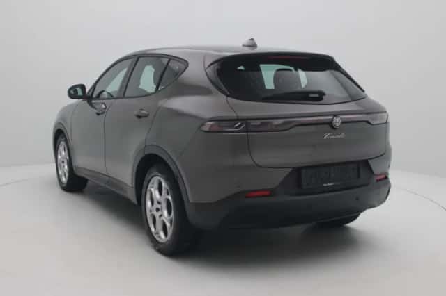 Alfa Romeo Tonale (2023) thumbnail 3