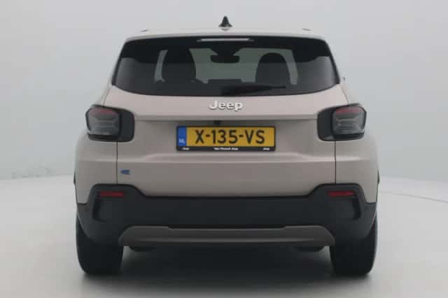Jeep Avenger (2024) thumbnail 5