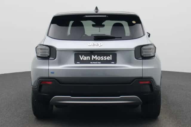 Jeep Avenger (2023) thumbnail 5
