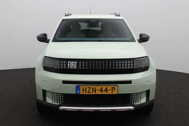 Fiat Grande Panda (2025) thumbnail 3