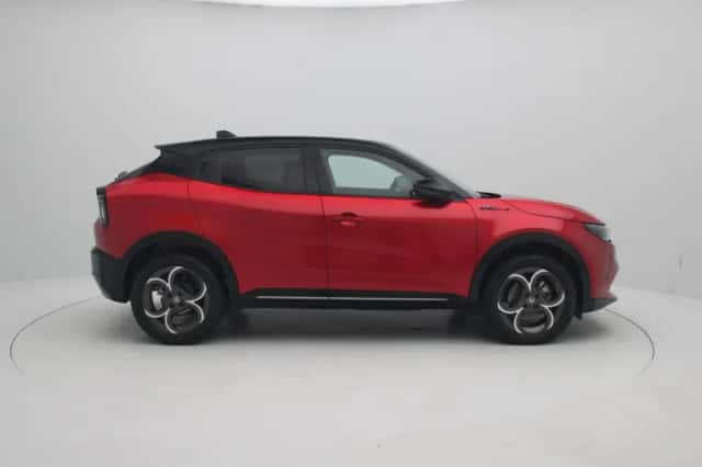 Alfa Romeo Junior (2026) thumbnail 6