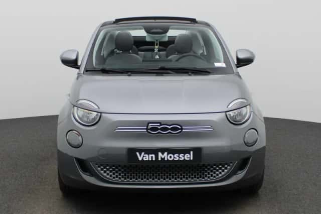 Fiat 500e (2022) thumbnail 4