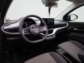 Fiat 500e (2022) thumbnail 8