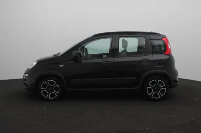 Fiat Panda (2022) thumbnail 4