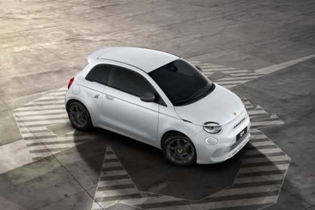 Fiat 500 (2025) thumbnail 3