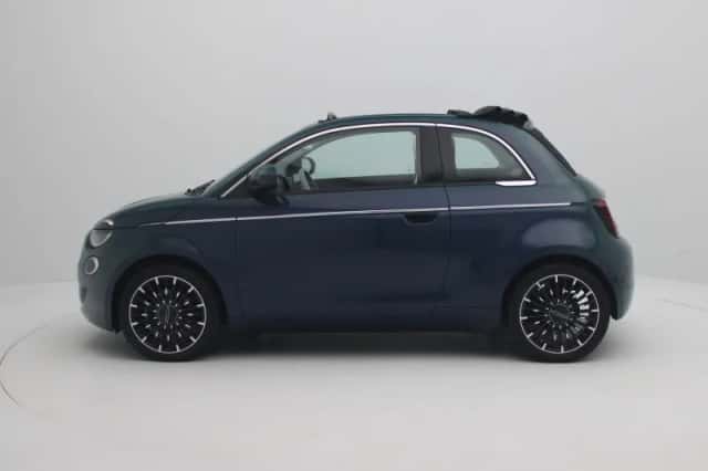 Fiat 500C (2023) thumbnail 5
