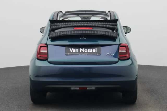 Fiat 500C (2023) thumbnail 5