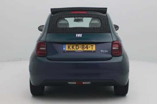 Fiat 500C (2023) thumbnail 6
