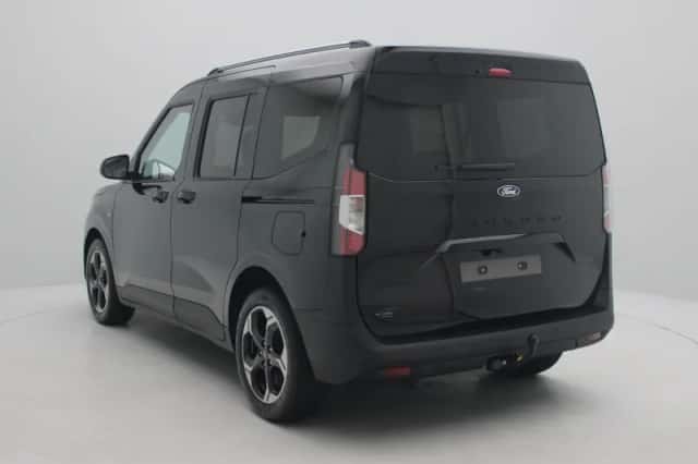 Ford E-Transit Courier (2027) thumbnail 2
