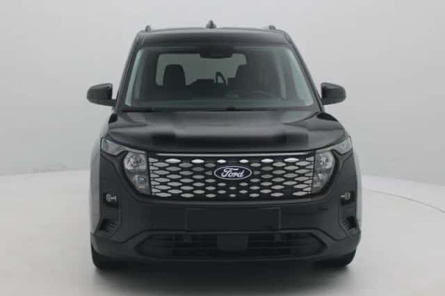 Ford E-Transit Courier (2027) thumbnail 3