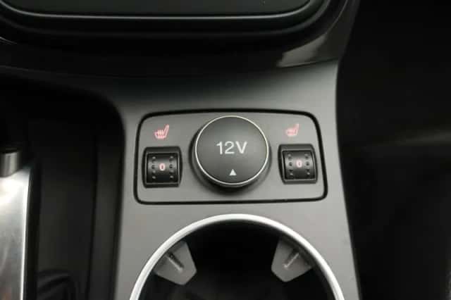 Ford Kuga (2016) thumbnail 17