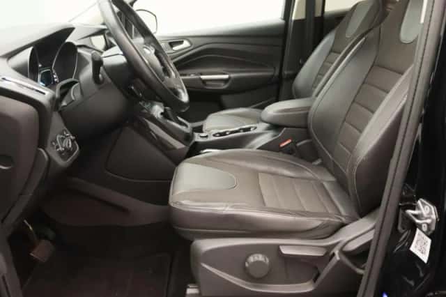 Ford Kuga (2016) thumbnail 18