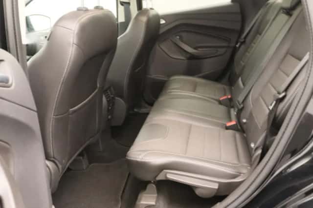 Ford Kuga (2016) thumbnail 19