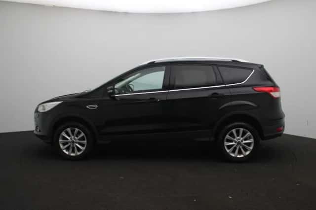Ford Kuga (2016) thumbnail 7