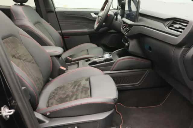 Ford Kuga (2025) thumbnail 30