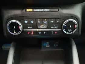 Ford Kuga thumbnail 11