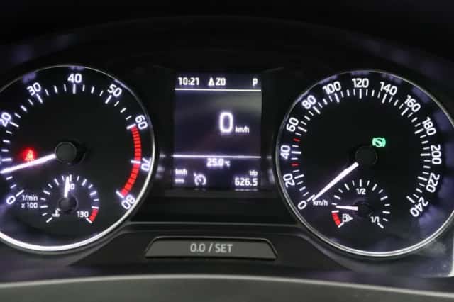 Škoda Rapid (2017) thumbnail 13
