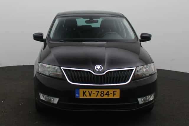 Škoda Rapid (2017) thumbnail 4